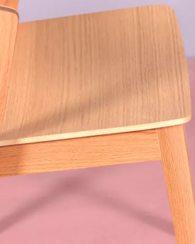 Silla Nórdica minimalista en madera de roble - Nest Dream