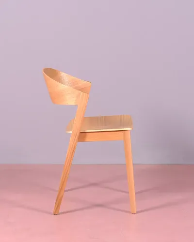 Minimalist Nordic chair in oak wood - Nest Dream