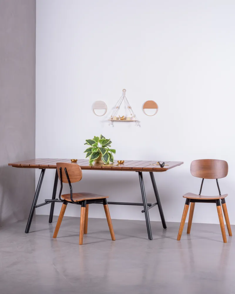 Silla industrial en madera de nogal | Muebles retro - Nest Dream