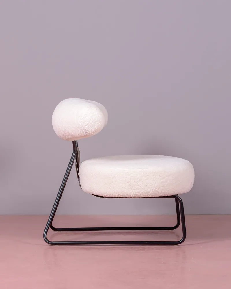 Sillón Oxford minimalista tapizado en bouclé | Envío gratis