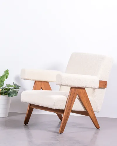 Lounge armchair in teak wood and bouclé fabric - Free Shipping