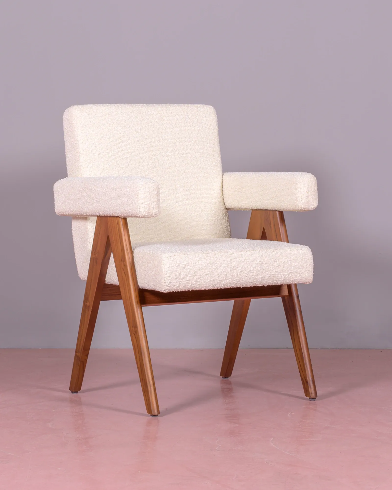 Chair with armrests in teak wood and bouclé fabric - Nest Dream