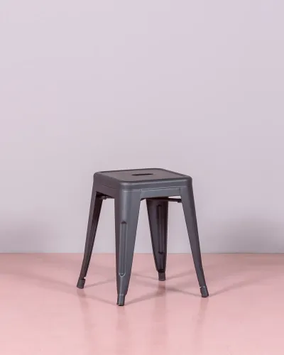 Tabouret bas industriel en acier métallisé et hauteur 45cm | Nest Dream