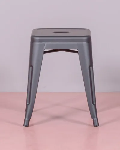 Tabouret bas industriel en acier métallisé et hauteur 45cm | Nest Dream