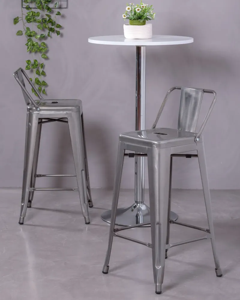 Tabouret industriel en métal avec dossier bas (76cm) | Magasin Dream Nest