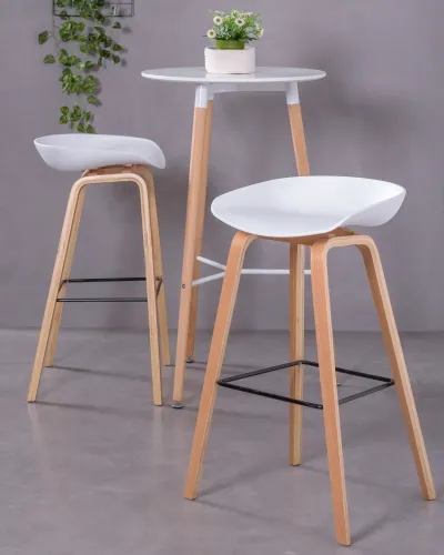 Nordic design Daxer stool with beech legs | Nest Dream