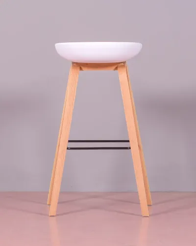 Nordic design Daxer stool with beech legs | Nest Dream