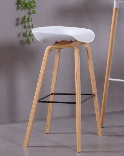 Tabouret Daxer au design nordique avec pieds en hêtre | Nest Dream