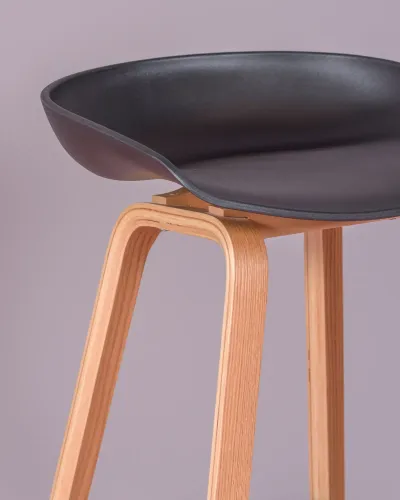 Nordic design Daxer stool with beech legs | Nest Dream