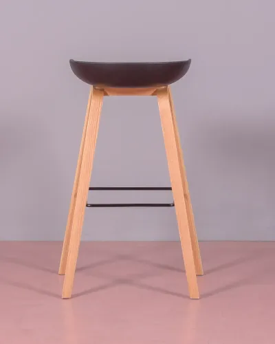 Nordic design Daxer stool with beech legs | Nest Dream