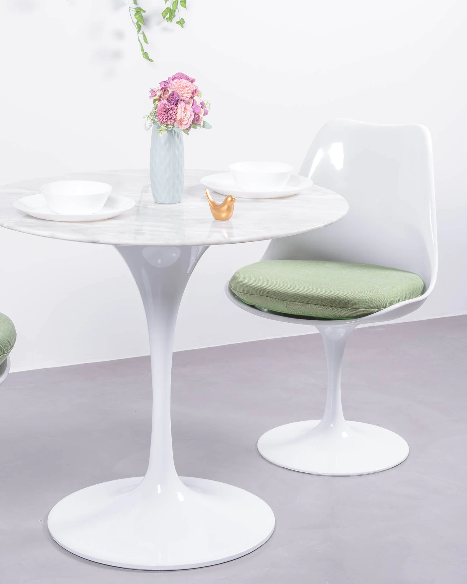 Dining Tulip in Marmo di Carrara  Spedizione gratuita e 5 anni di garanzia  Color marmo bianco